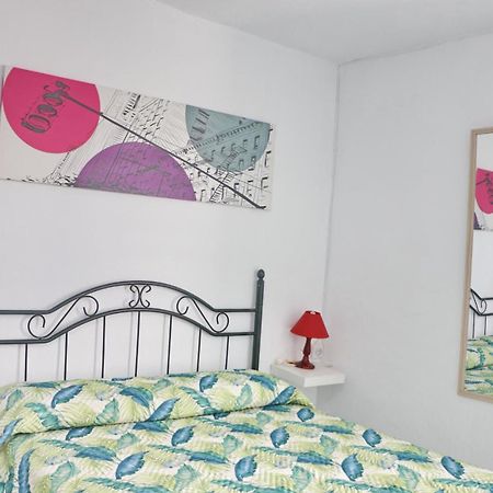 Habitacion Velarde Conil De La Frontera Esterno foto